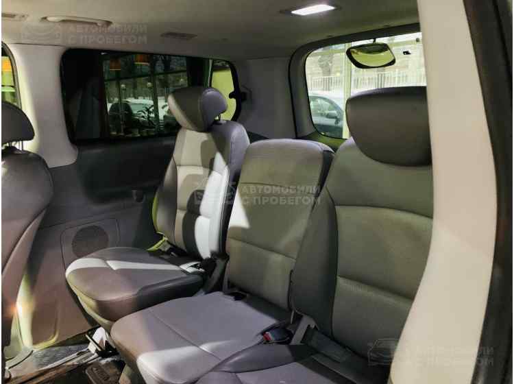 Hyundai Grand Starex I