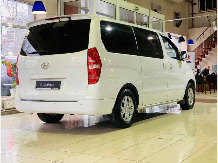 Hyundai Grand Starex I