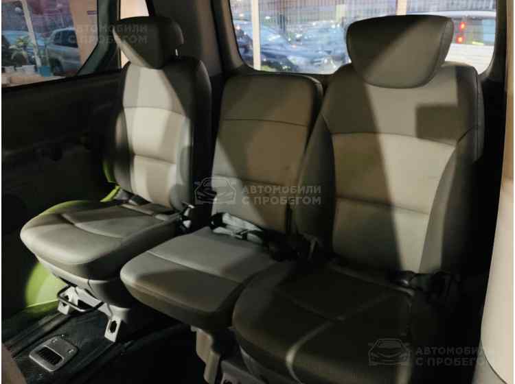 Hyundai Grand Starex I