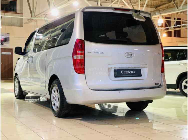 Hyundai Grand Starex I