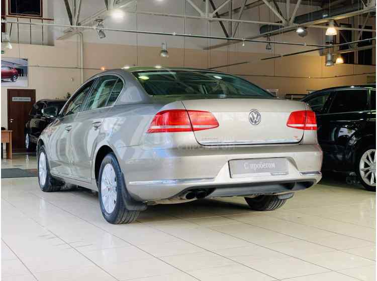 Volkswagen Passat B7