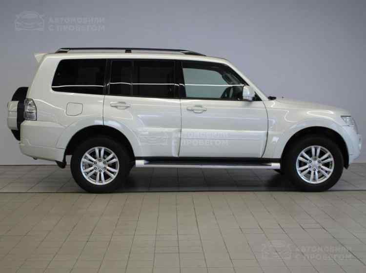 Mitsubishi Pajero IV Рестайлинг 2