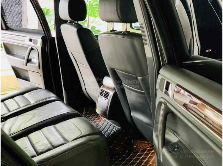 Volkswagen Touareg I Рестайлинг