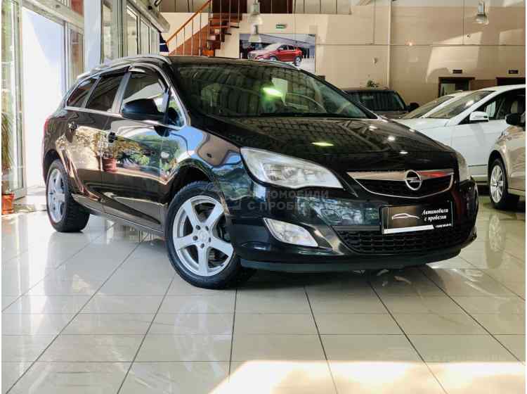 Opel Astra J
