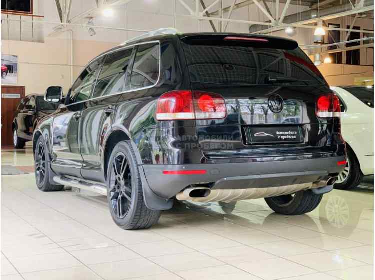 Volkswagen Touareg I Рестайлинг