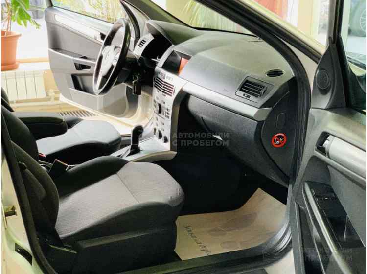 Opel Astra H Рестайлинг