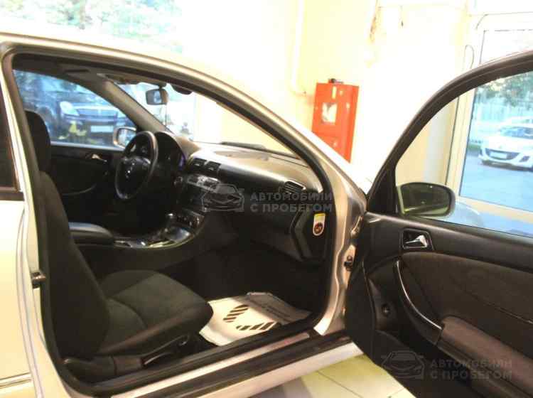 Mercedes-Benz C-Класс III (W204)