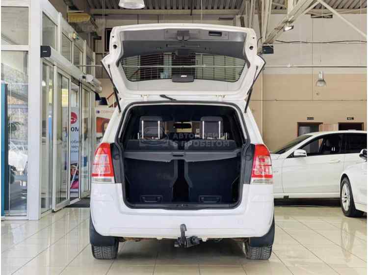 Opel Zafira B Рестайлинг