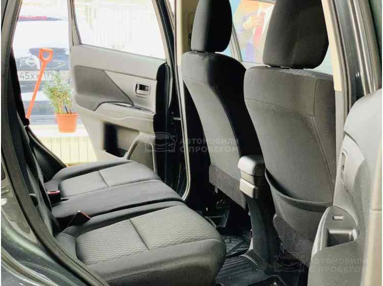 Mitsubishi Outlander III Рестайлинг