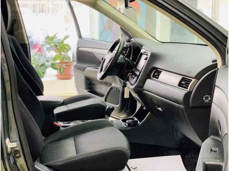 Mitsubishi Outlander III Рестайлинг