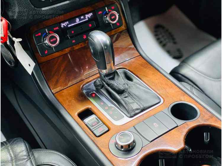 Volkswagen Touareg II