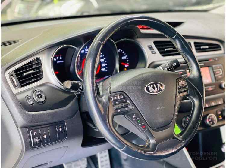 Kia Ceed II