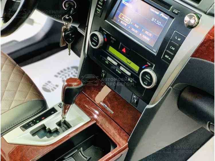 Toyota Camry VII (XV50)