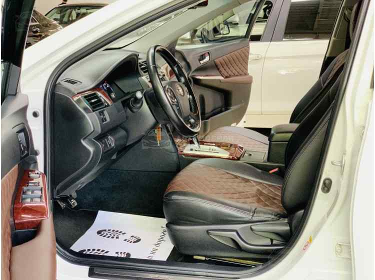 Toyota Camry VII (XV50)