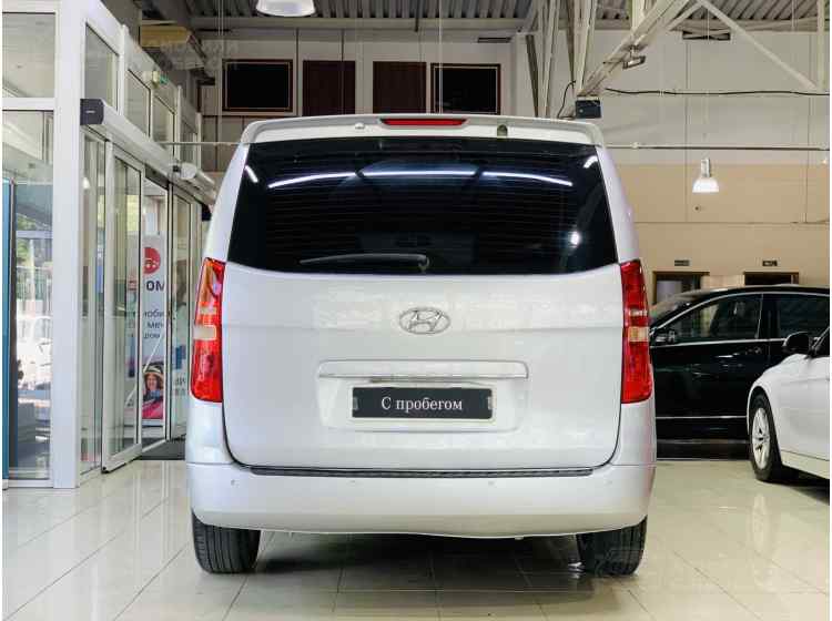 Hyundai Grand Starex I