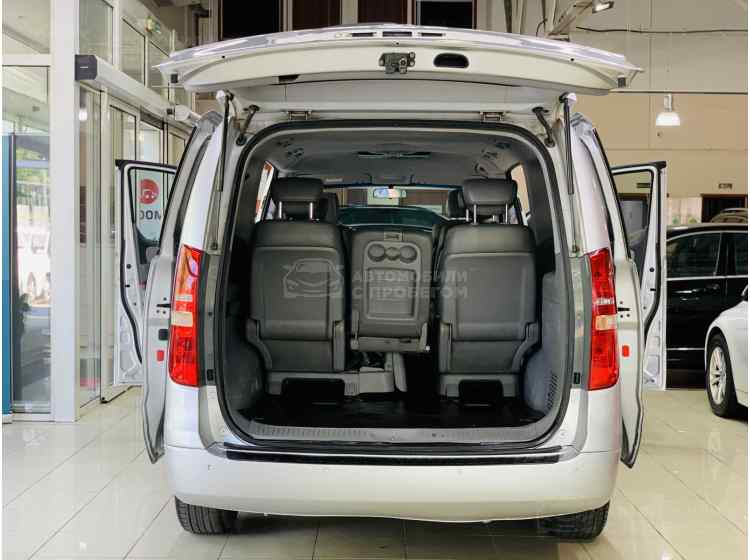 Hyundai Grand Starex I