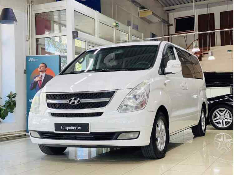 Hyundai Grand Starex I