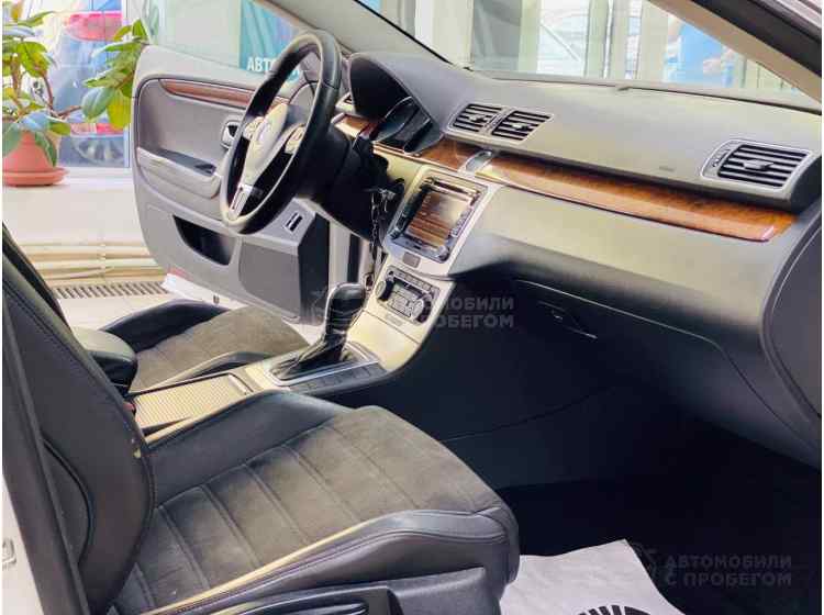 Volkswagen Passat CC I