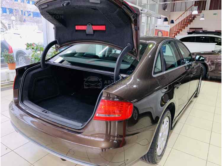 Audi A4 IV (B8) Рестайлинг