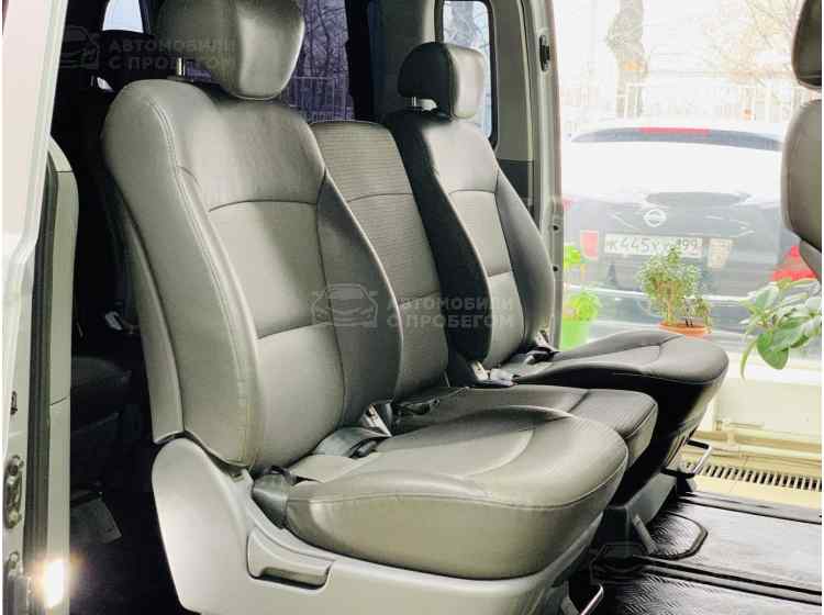 Hyundai Grand Starex I