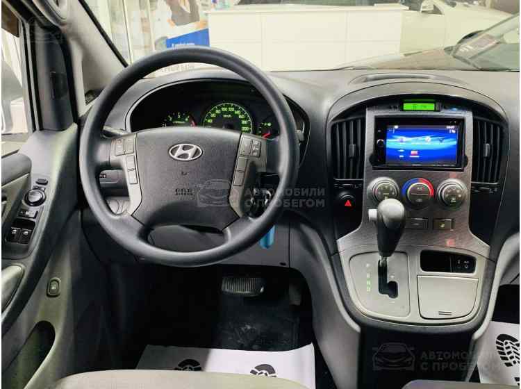 Hyundai Grand Starex I