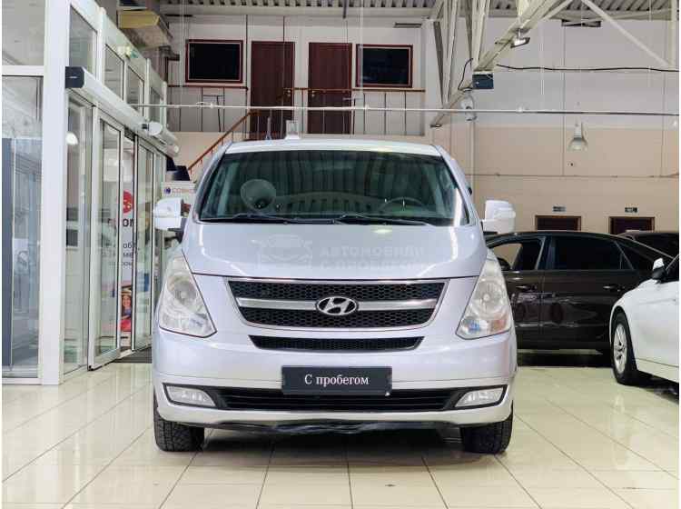 Hyundai Grand Starex I