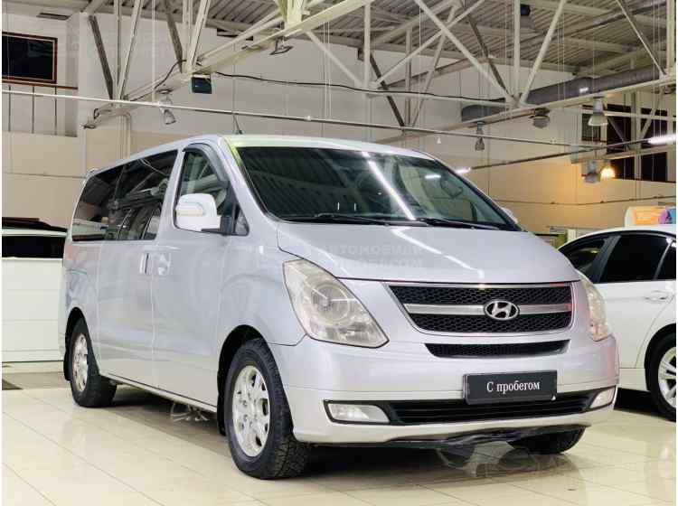 Hyundai Grand Starex I