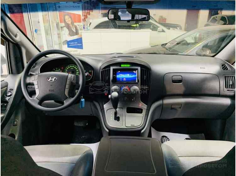 Hyundai Grand Starex I