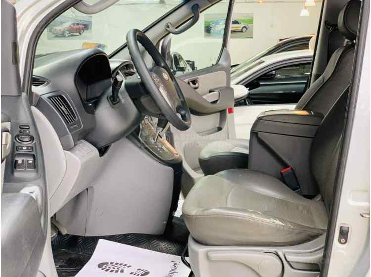 Hyundai Grand Starex I