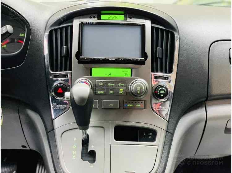 Hyundai Grand Starex I