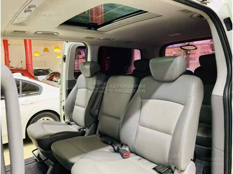 Hyundai Grand Starex I