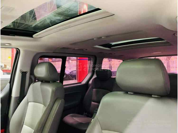 Hyundai Grand Starex I