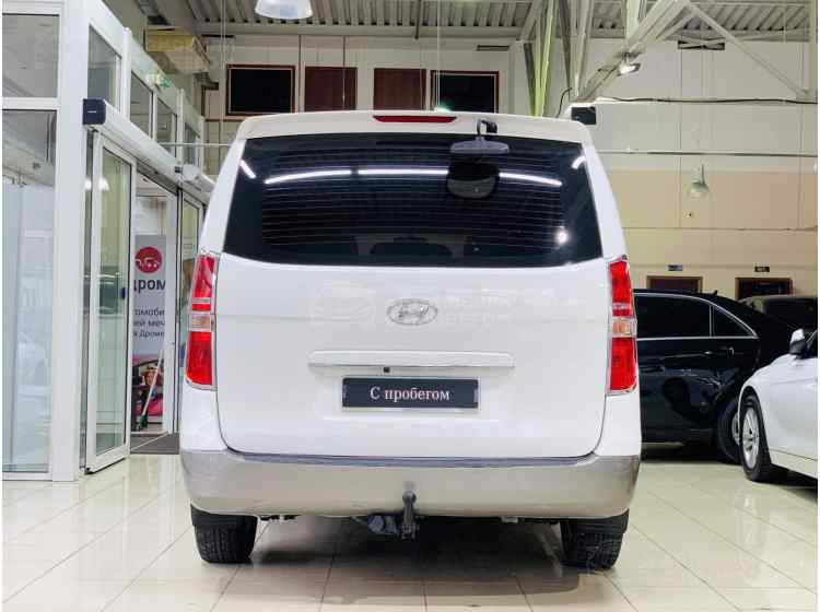 Hyundai Grand Starex I