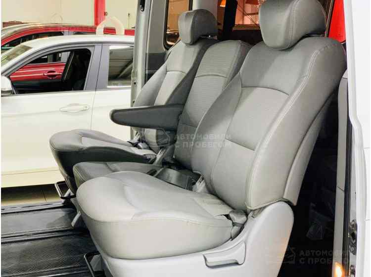 Hyundai Grand Starex I