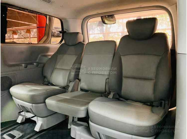 Hyundai Grand Starex I