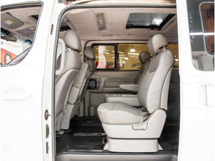 Hyundai Grand Starex I