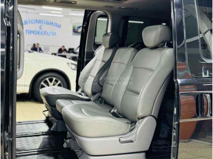 Hyundai Grand Starex I