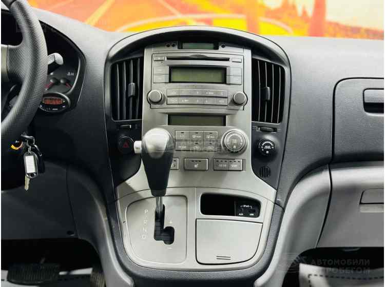 Hyundai Grand Starex I