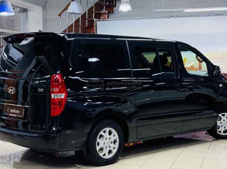 Hyundai Grand Starex I