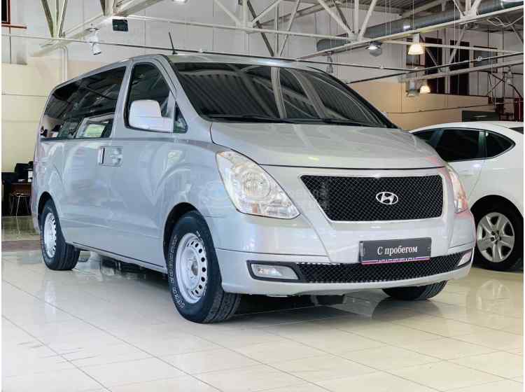 Hyundai H-1 II