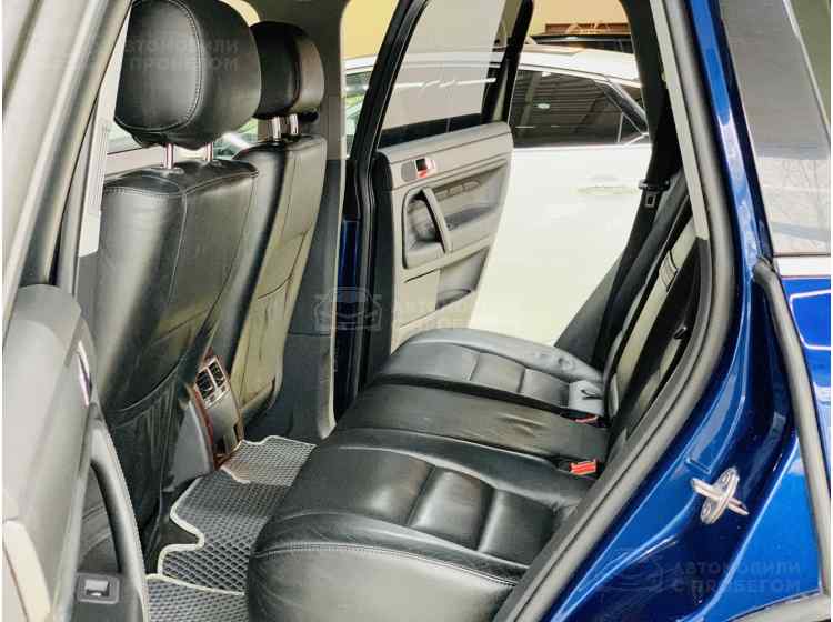 Volkswagen Touareg I Рестайлинг