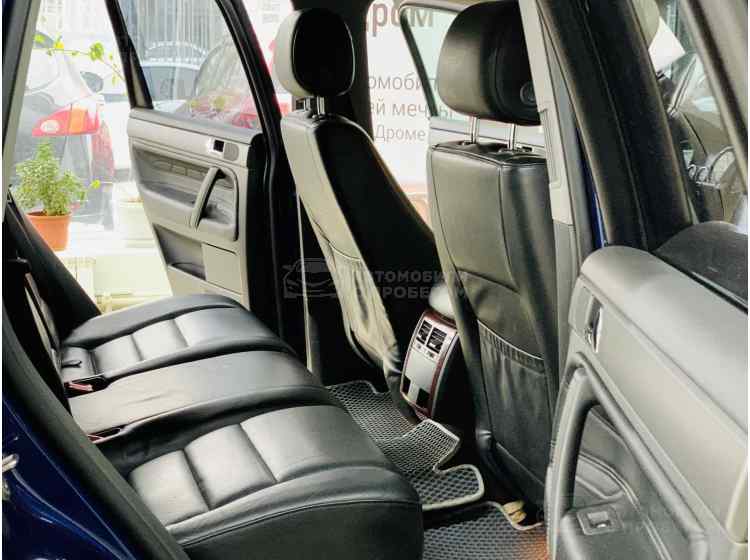 Volkswagen Touareg I Рестайлинг