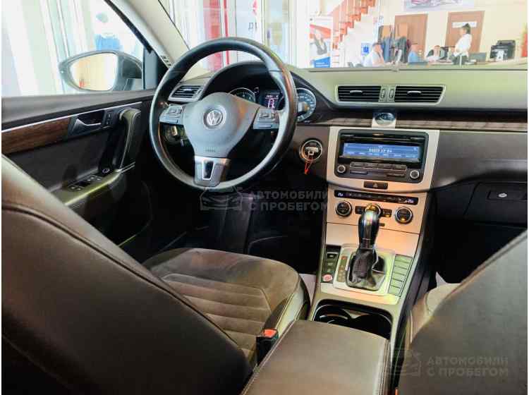 Volkswagen Passat B7