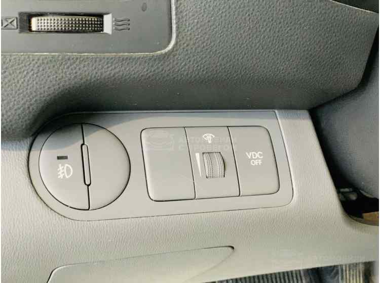 Hyundai Grand Starex I