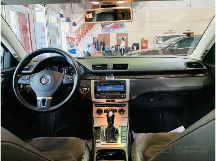 Volkswagen Passat B7