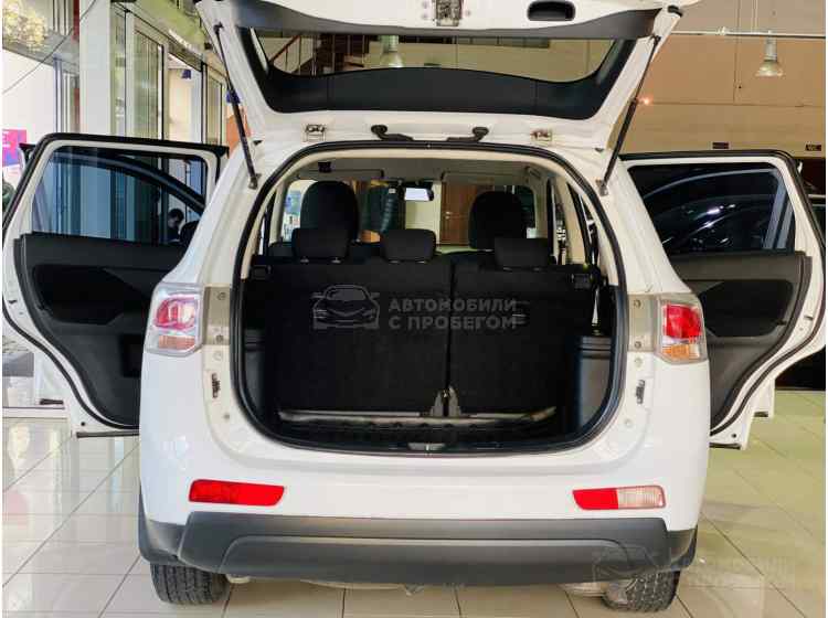 Mitsubishi Outlander III