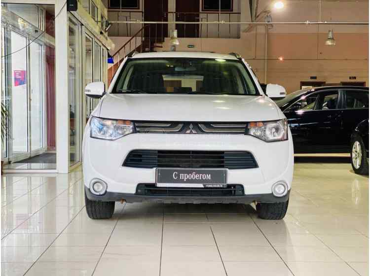 Mitsubishi Outlander III