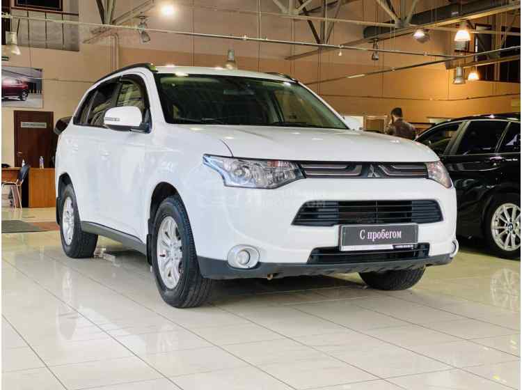 Mitsubishi Outlander III