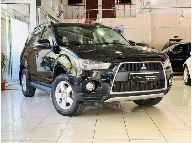 Mitsubishi Outlander III