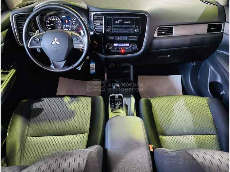 Mitsubishi Outlander III